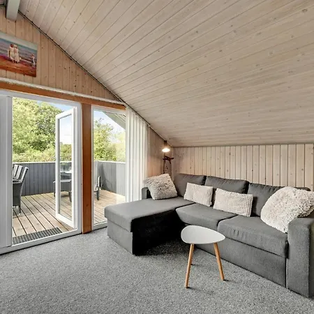 Awesome In W/ Sauna, Wifi And 3 Bedrooms Feriehus *