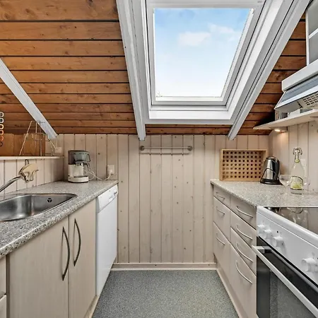 Awesome In W/ Sauna, Wifi And 3 Bedrooms Feriehus *