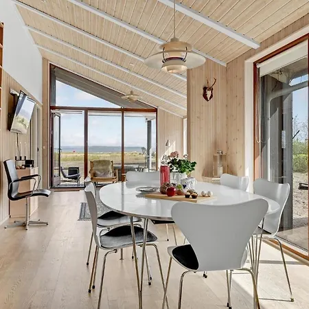 Holiday home Gorgeous In Ega With Wifi *